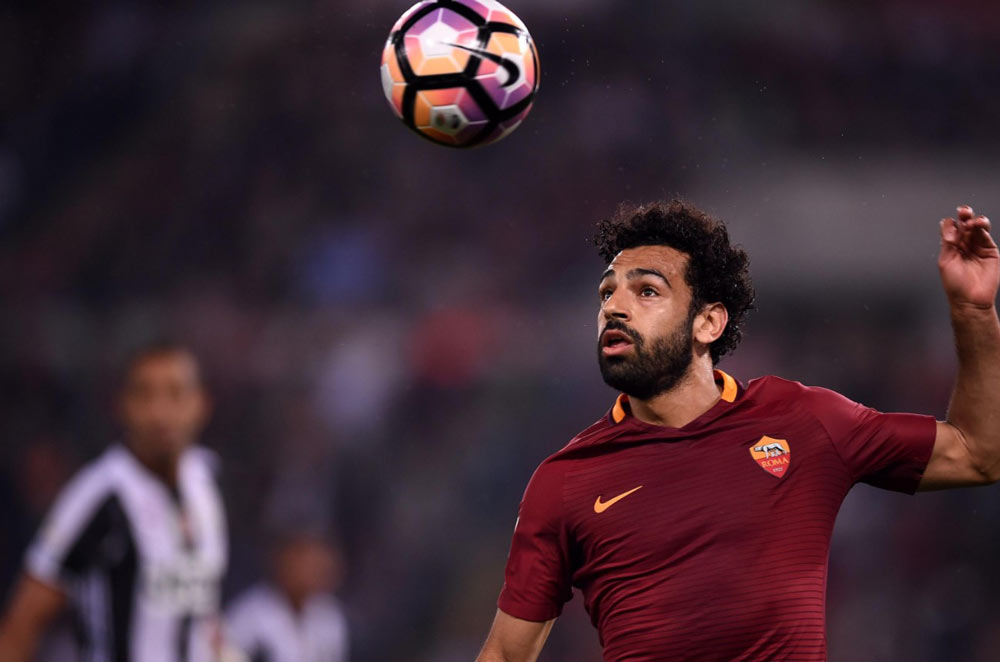 Trong thời gian đầu quân tại AS Roma, Salah được bầu là Cầu thủ xuất sắc nhất mùa và là vua phá lưới của Roma với 15 bàn thắng