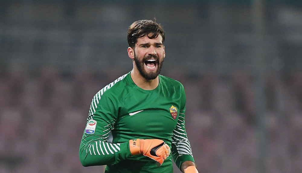 Alisson gia nhập Roma và nhanh chóng trở thành thủ môn chính